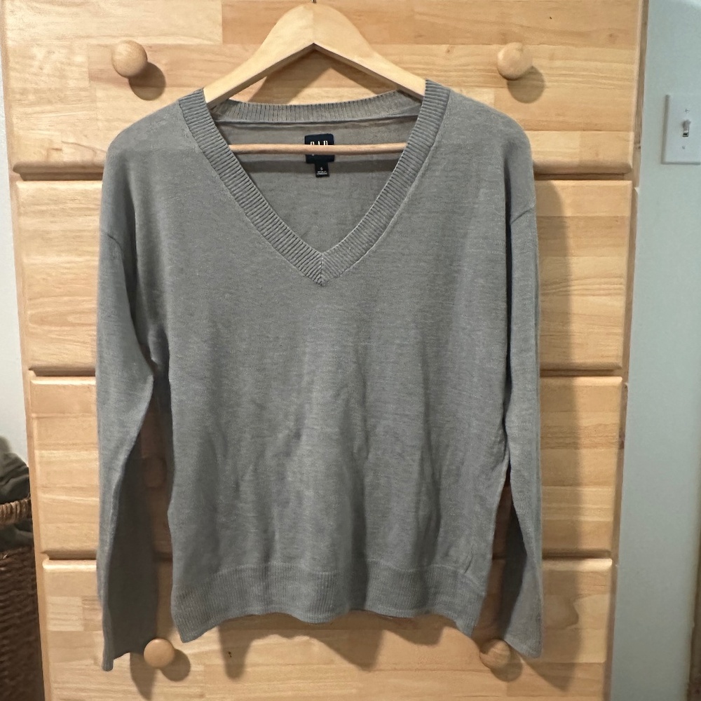 Lightweight Relaxed V-Neck Sweater